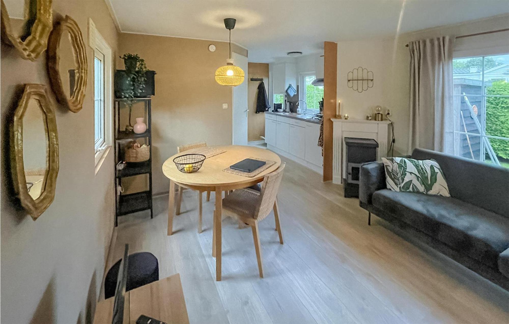Lovely Home In Tzummarum With Wifi Екстер'єр фото